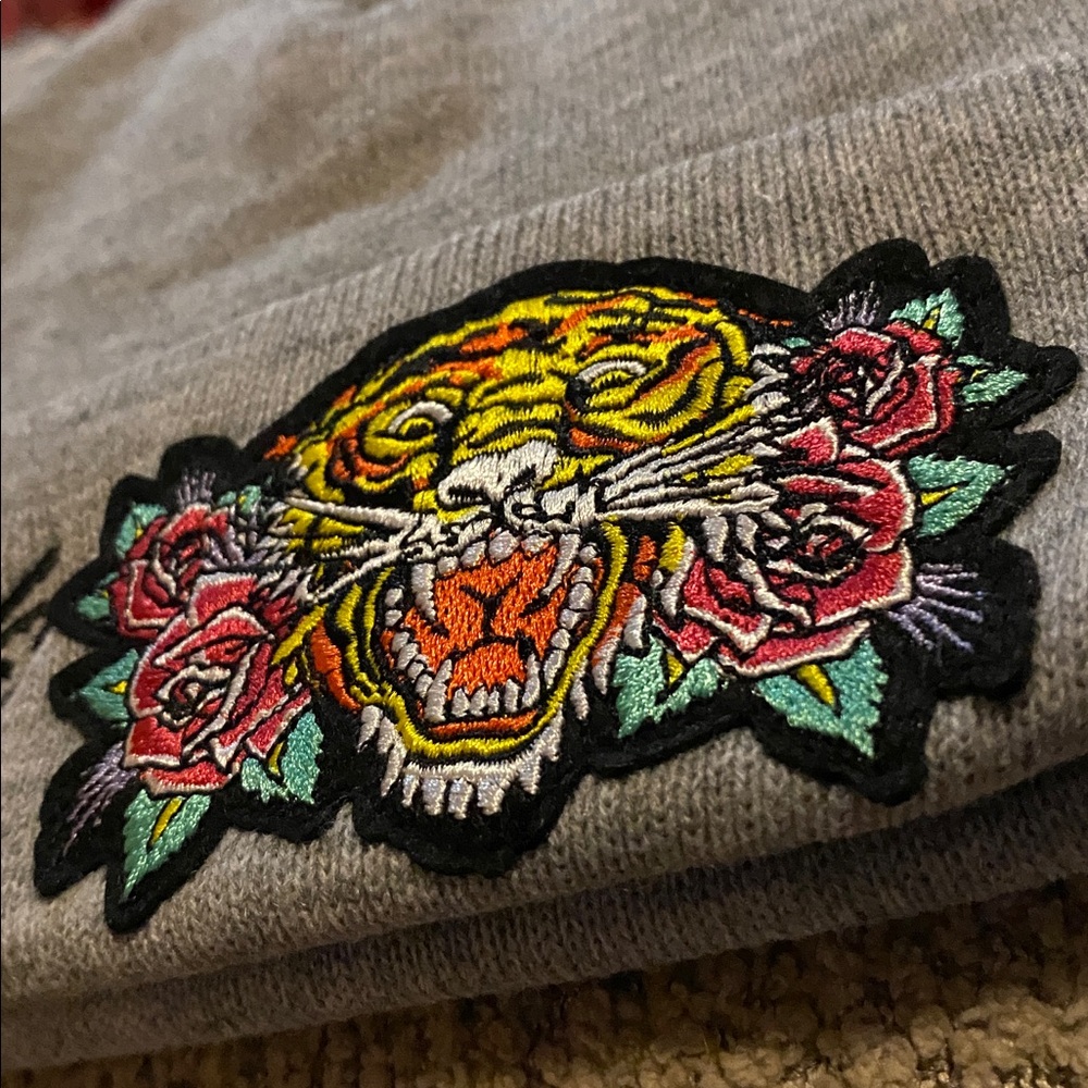 🆕 Ed Hardy Y2K Cuff Beanie Black Cap Hat Unisex Brand New - Picture 2 of 7